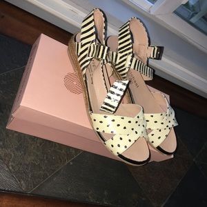 Brand new Eric Michael small wedge sandals!